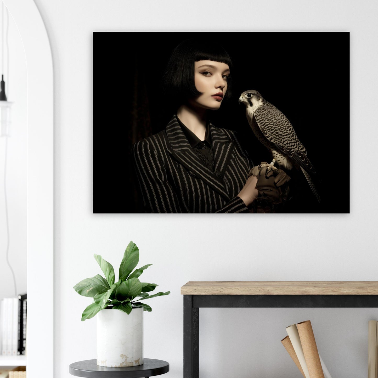dunkles frauenportrait mit falke modernes wandbild  im flur